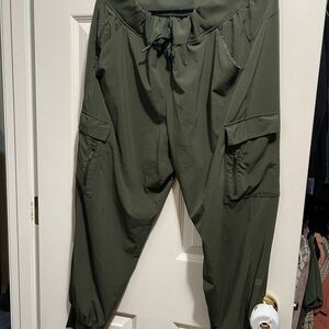 All in Motion Dark Green Cargo Pants